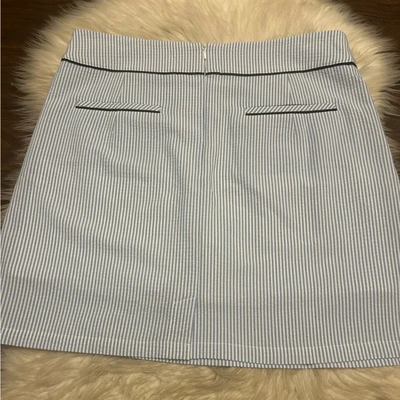 TUCKERNUCK RENWICK Periwinkle and White Seersucker Skort - Picture 10 of 16
